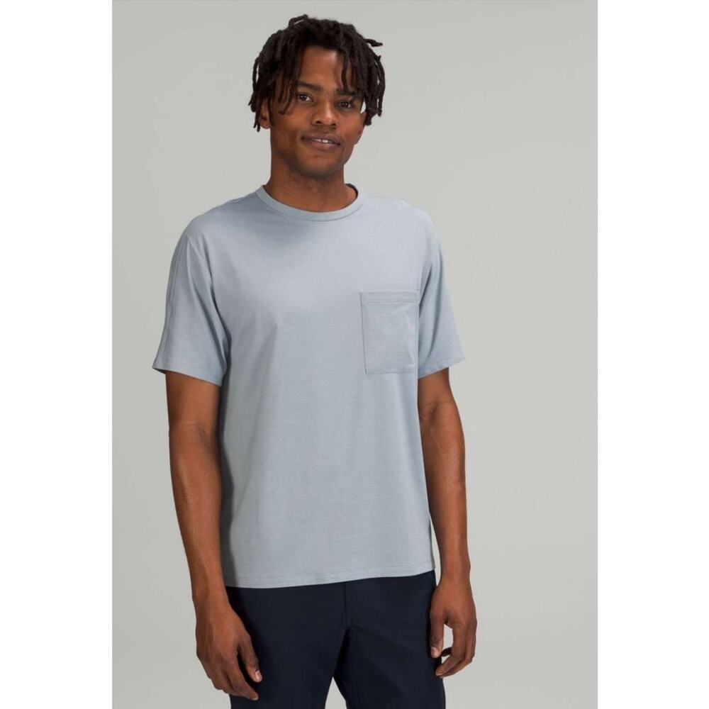 Lululemon Fundamental Pocket T Shirt Chambray Large